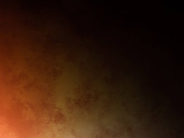 Tenis kortunda raket tutan bir adam.