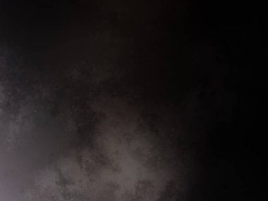 Snowboard 'da havada bir kişi