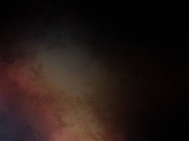 Takım elbiseli ve kravatlı bir adam tenis raketi tutuyor.