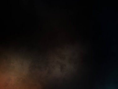 Takım elbiseli ve kravatlı bir adam duvarın önünde duruyor.