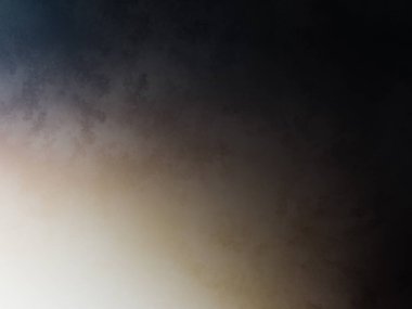 Elinde tenis raketi tutan biri.