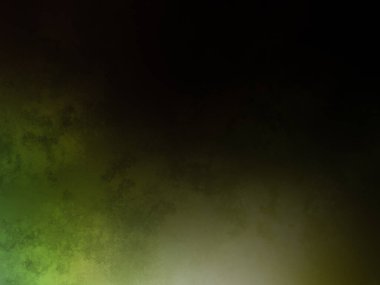 Bir adam elinde tenis raketi tutuyor.