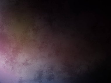 Takım elbiseli ve kravatlı bir adam tenis raketi tutuyor.