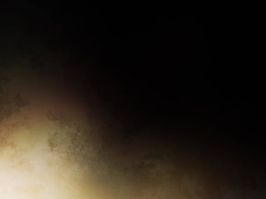 Kaykay rampasında kaykay süren bir adam.