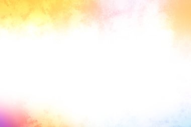 Kaykay rampasında kaykay süren biri.