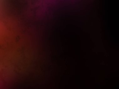 Elinde mikrofon tutan takım elbiseli ve kravatlı bir adam.