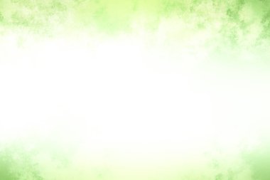 Kaykay rampasında kaykay süren biri.