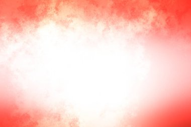 Karlı bir yüzeyde snowboard süren bir insan.