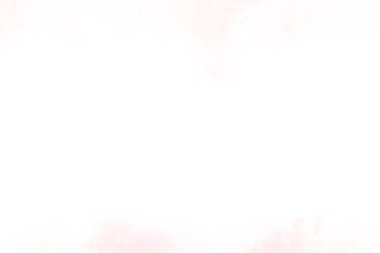 Bir adam ve bir kadın pembe bir arka planın önünde duruyorlar.