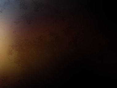 Işığı açık bir şekilde pencerenin önünde duran biri.