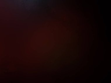 Kırmızı ışıkta duran takım elbiseli ve kravatlı bir adam.