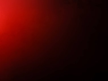 Karanlık gökyüzünde parlayan kırmızı bir ışık.