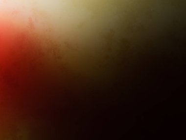 Camdan süzülen kırmızı ve sarı bir ışık