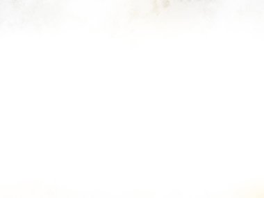 Karla kaplı yamaçta kar kayağı yapan bir adam.