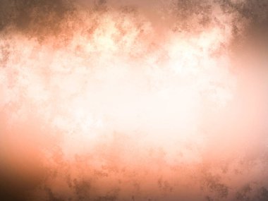 Bulutlu bir günde kaykay süren biri.