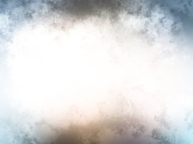 Karlı bir yüzeyde kaykay süren bir insan.