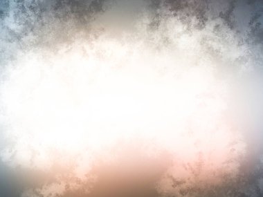 Karlı bir yüzeyde kaykay süren bir insan.