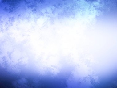 Sörf tahtasında suda bir insan.