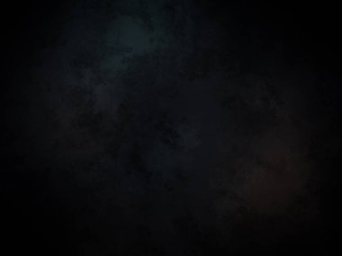 Kara bir arka plan, karanlık bir gökyüzü ve birkaç bulut.