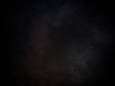 Kara bir arka plan, karanlık bir gökyüzü ve birkaç bulut.