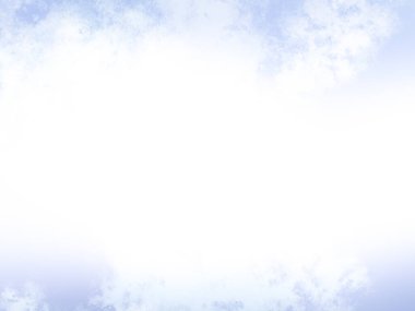 Ortasında bir snowboardcu olan karlı bir arazi.