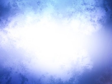 Bir insan gökyüzünde uçurtma uçuruyor.