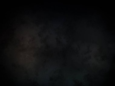 Kara bir arka plan, karanlık bir gökyüzü ve birkaç bulut.