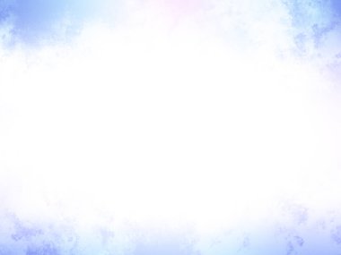 Karlı bir yüzeyde kaykay süren bir insan.