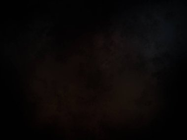 Kara bir arka plan, karanlık bir gökyüzü ve birkaç bulut.