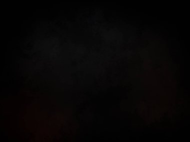 Kara bir arka plan, karanlık bir gökyüzü ve birkaç bulut.