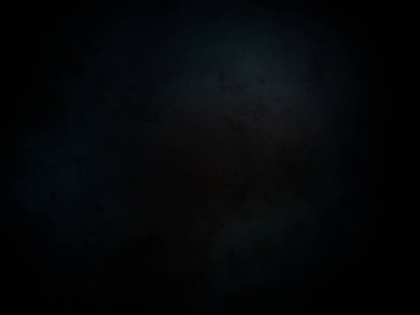 Karanlık gökyüzünde dolunay.