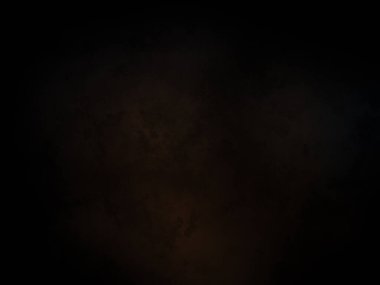 Biraz bulutlu karanlık bir gökyüzü.