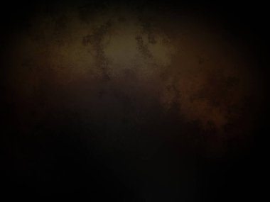 Takım elbiseli ve kravatlı bir adam duvarın önünde duruyor.