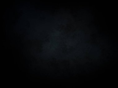 Kara bir arka plan, karanlık bir gökyüzü ve birkaç bulut.