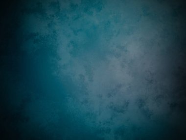 Siyah arka planı olan mavi bir duvar.