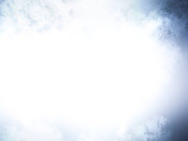 Sörf tahtasında suda bir insan.