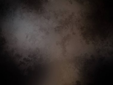 Takım elbiseli bir adamın siyah beyaz fotoğrafı.