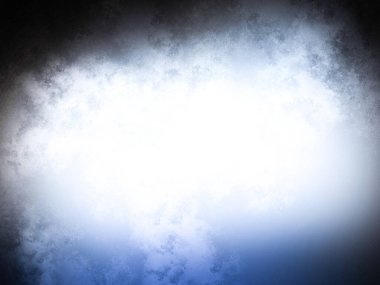 Sörf tahtasında suda bir insan.