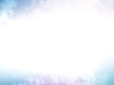 Karlı bir yüzeyde snowboard süren bir insan.