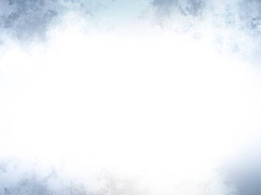 Karlı bir yüzeyde snowboard süren bir insan.