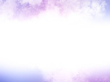 Kaykay rampasında kaykay süren biri.