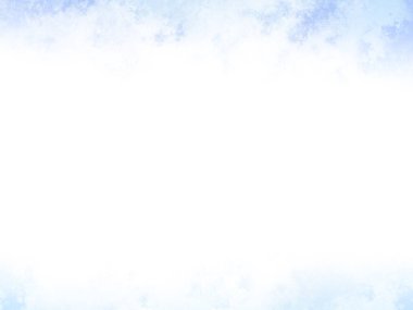 Kar altında kar kayağı yapan biri.