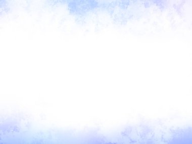 Karlı bir yüzeyde snowboard süren bir insan.