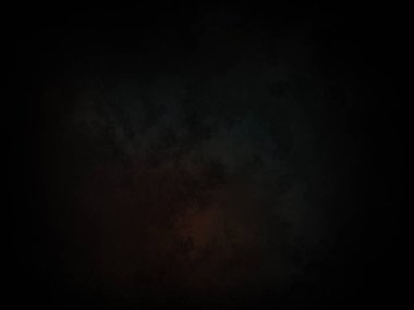 Karanlık bir gökyüzü, birkaç bulut ve bir ışık.