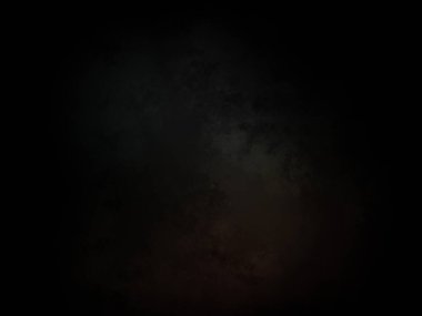 Karanlık gökyüzü ve aydınlığı olan siyah bir arkaplan.