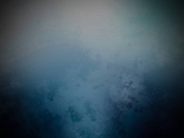 Sörf tahtasında suda bir insan.