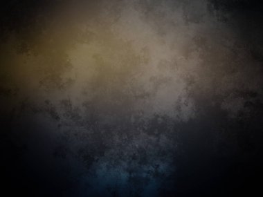 Sarı ışığı olan karanlık ve kirli bir duvar.