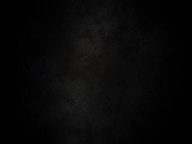 Karanlık gökyüzü ve aydınlığı olan siyah bir arkaplan.