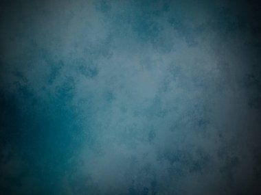 Gökyüzünde uçan bir uçağın mavi ve yeşil arka planı