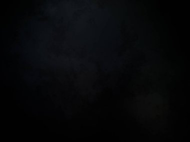 Beyaz ve kırmızı saati olan siyah bir arkaplan.